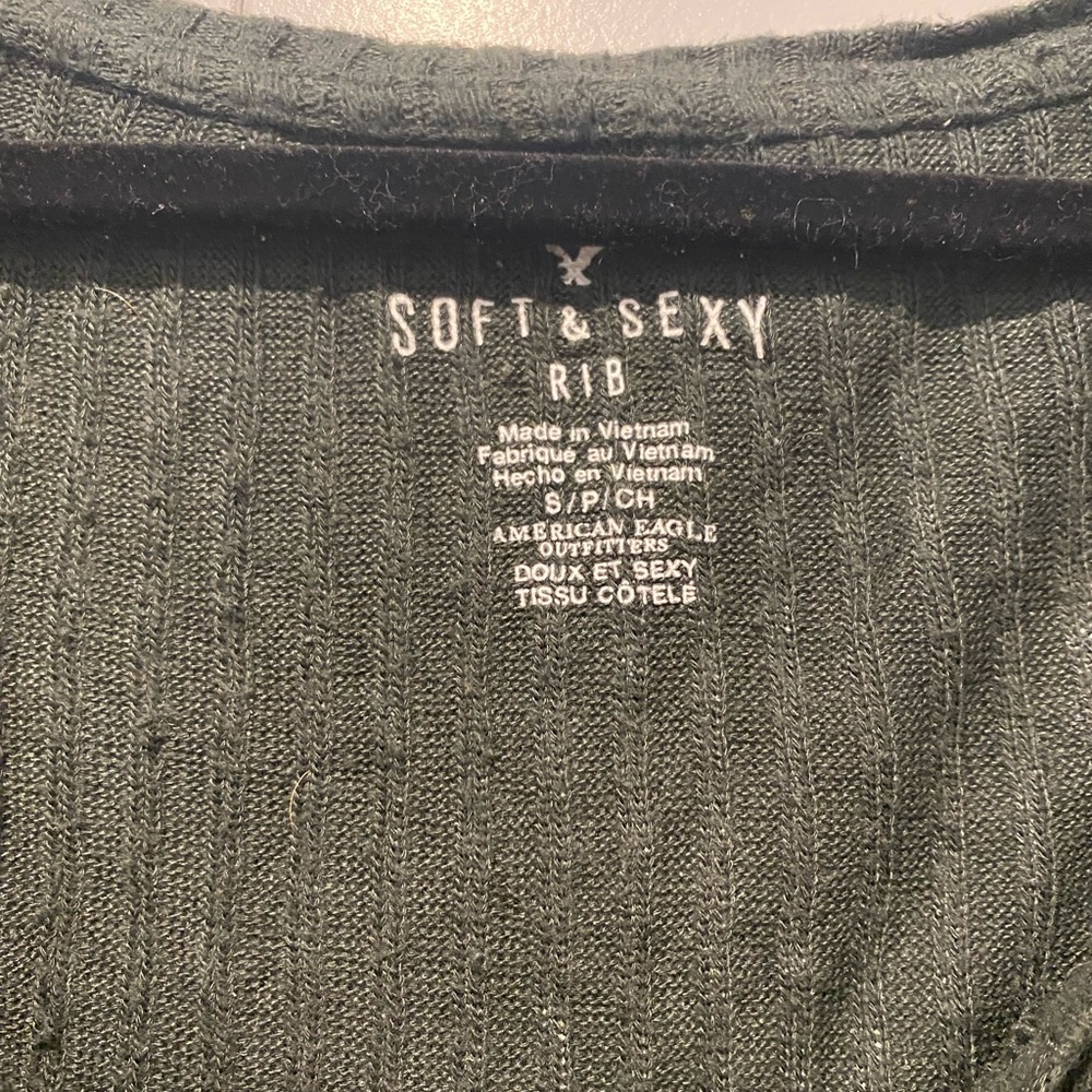 Long Sleeved Ribbed Shirt - Picture 3 of 3